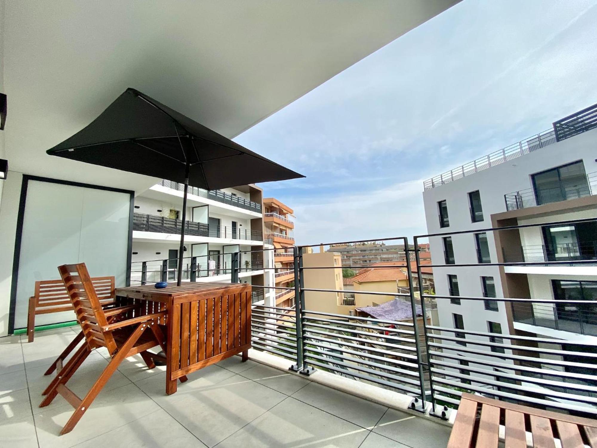 'Cap Riviera' Proche Gare Et Centre Apartment Menton Bagian luar foto